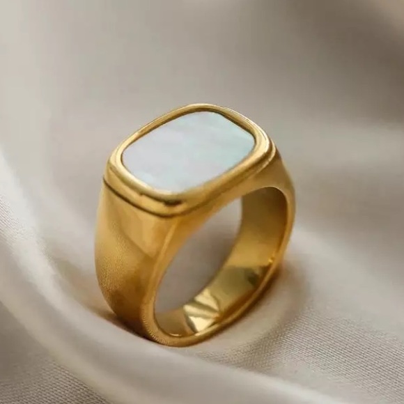 🌫18K gold plated shell ring - Picture 2 of 4
